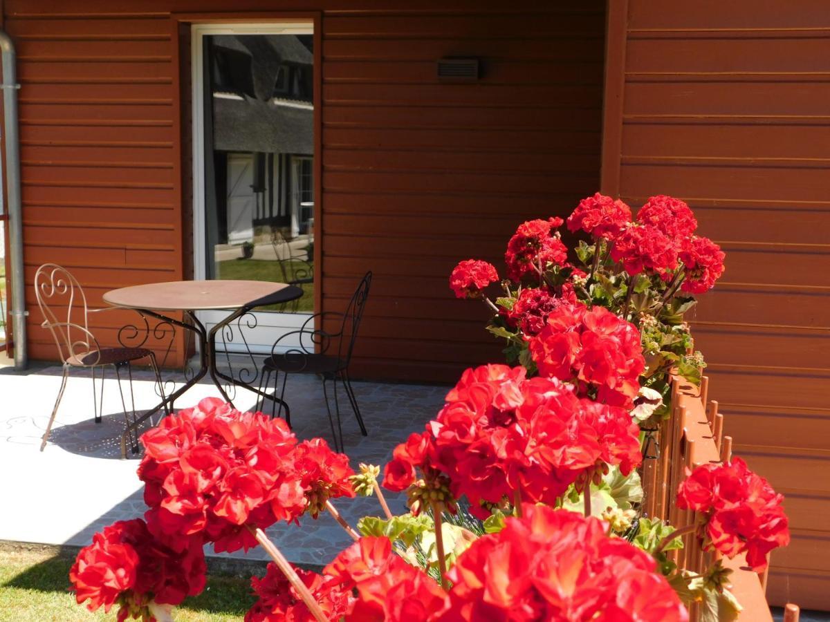 Cottage des Bords de Seine Saint-Nicolas-de-Bliquetuit Exterior foto